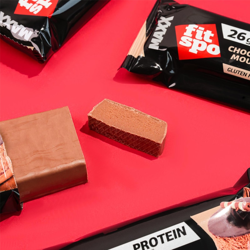 FitSpo Maxx 75g Choco Mousse 3 FitSpo Maxx Choco Mousse proteinska pločica 75 g – presek i pakovanje